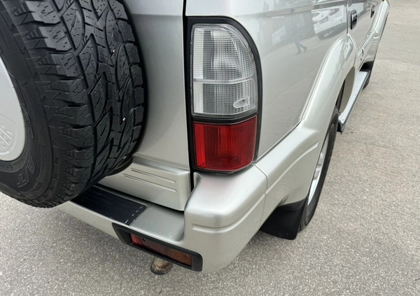 Toyota Land Cruiser cena 68500 przebieg: 205451, rok produkcji 2000 z Starachowice małe 781